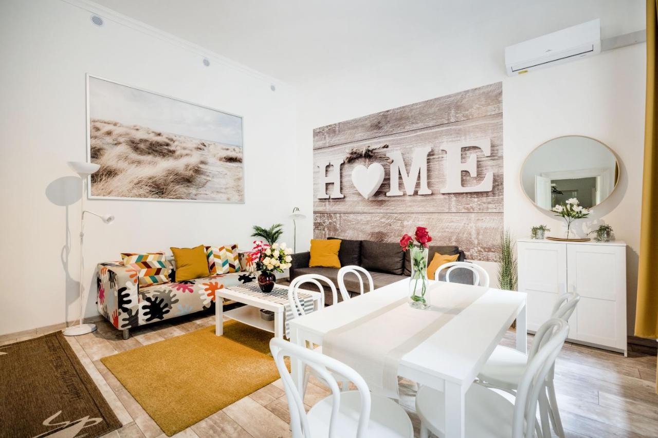 Lavender Apartment Budapest Esterno foto